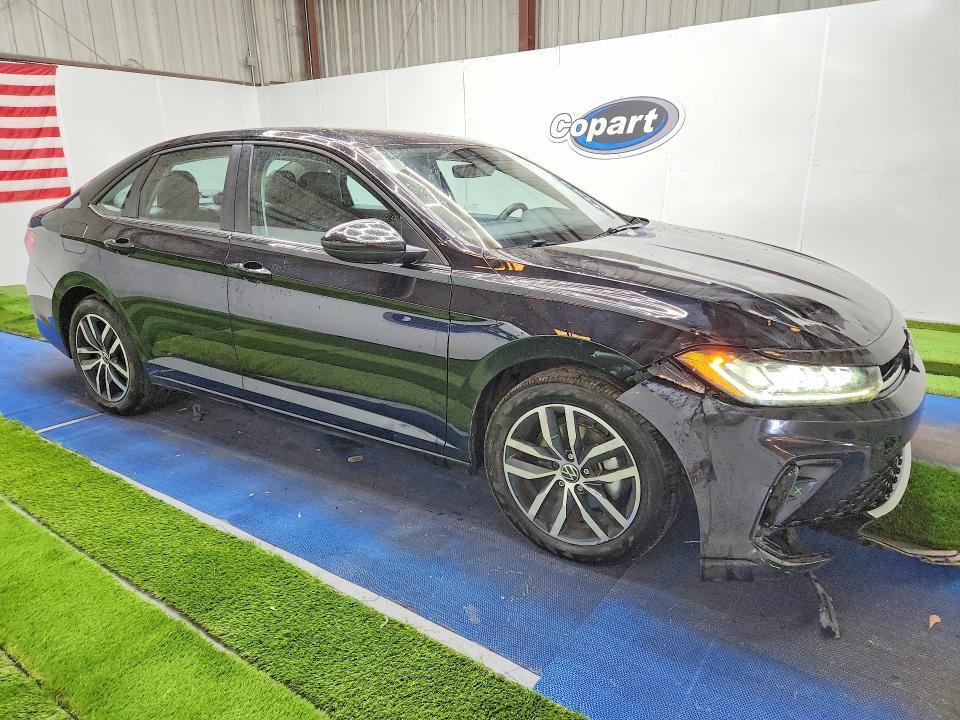 2025 Volkswagen Jetta se