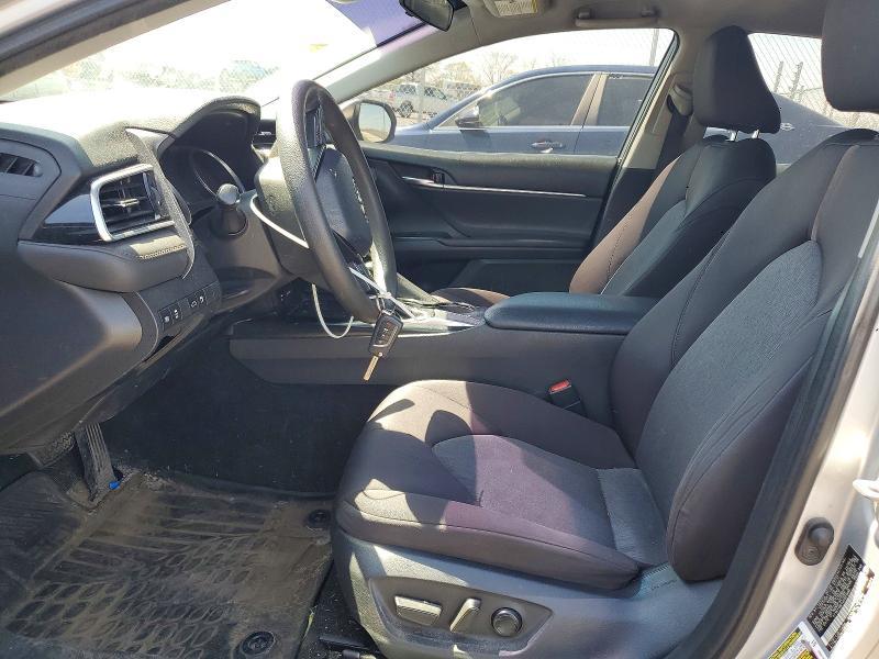 2018 Toyota Camry le
