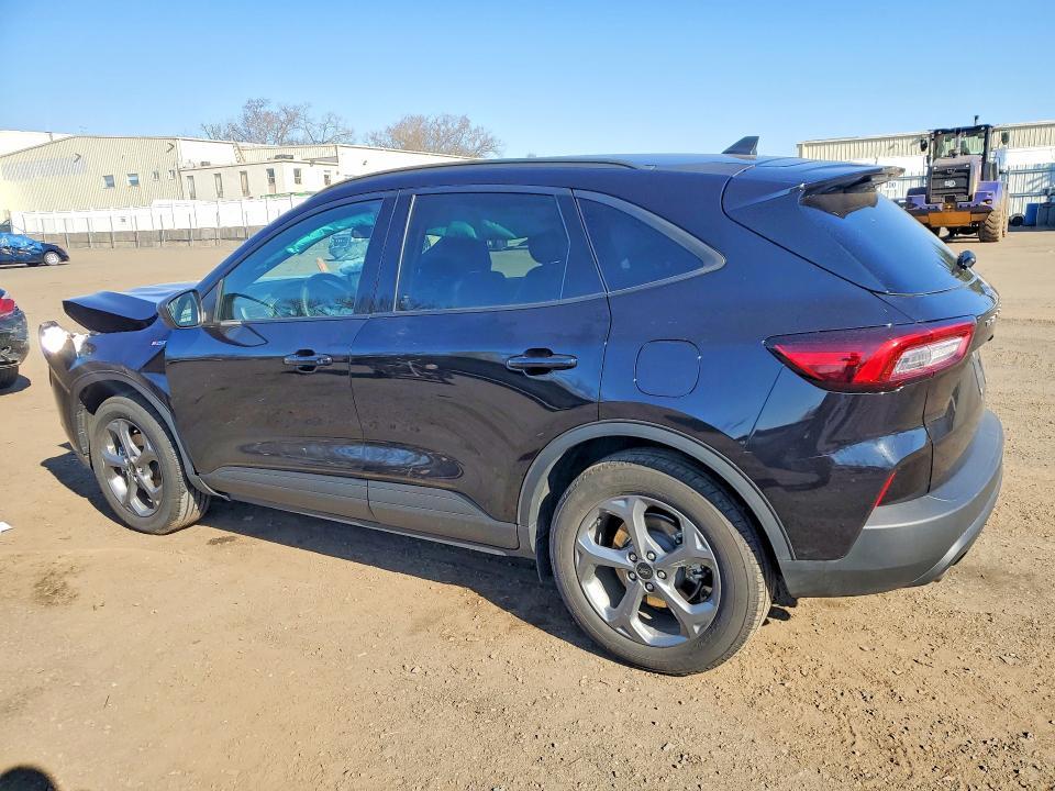 2025 Ford Escape st Line