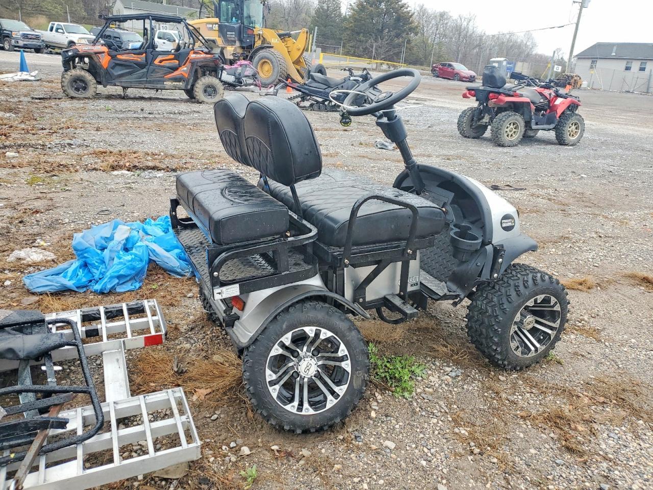 2022 Cricket 2022 Utility Vehicle