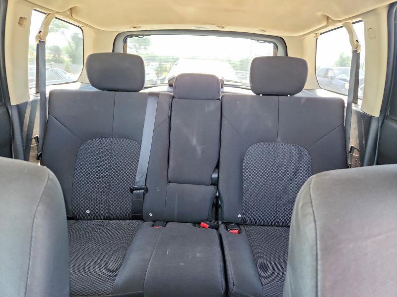 2011 Mitsubishi Endeavor ls