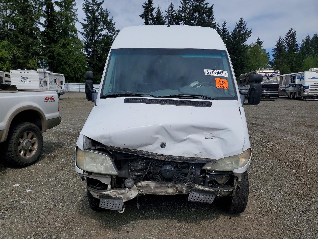 2005 Dodge Sprinter 2500 Delivery van
