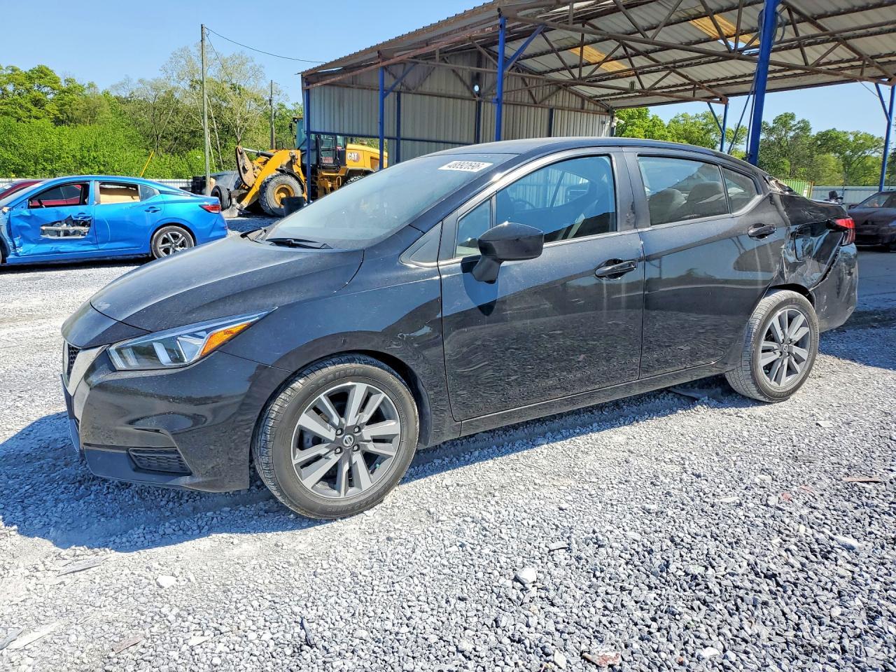 2022 Nissan Versa sv