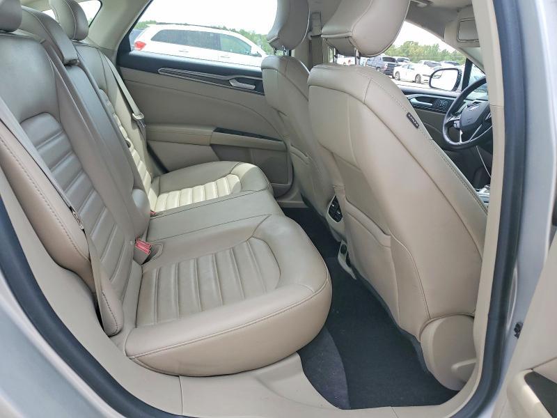 2017 Ford Fusion se Hybrid