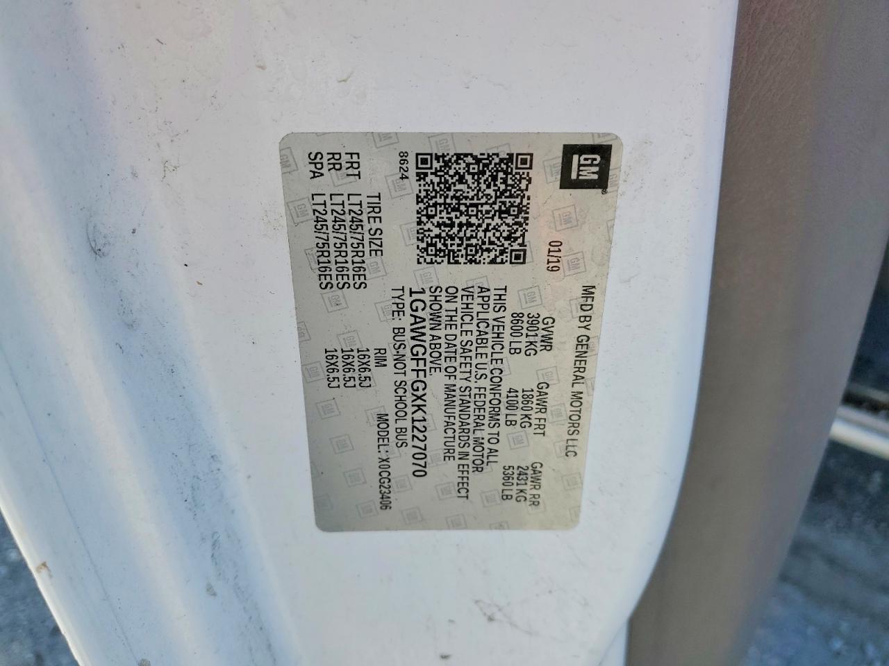 2019 Chevrolet Express G2500 LT