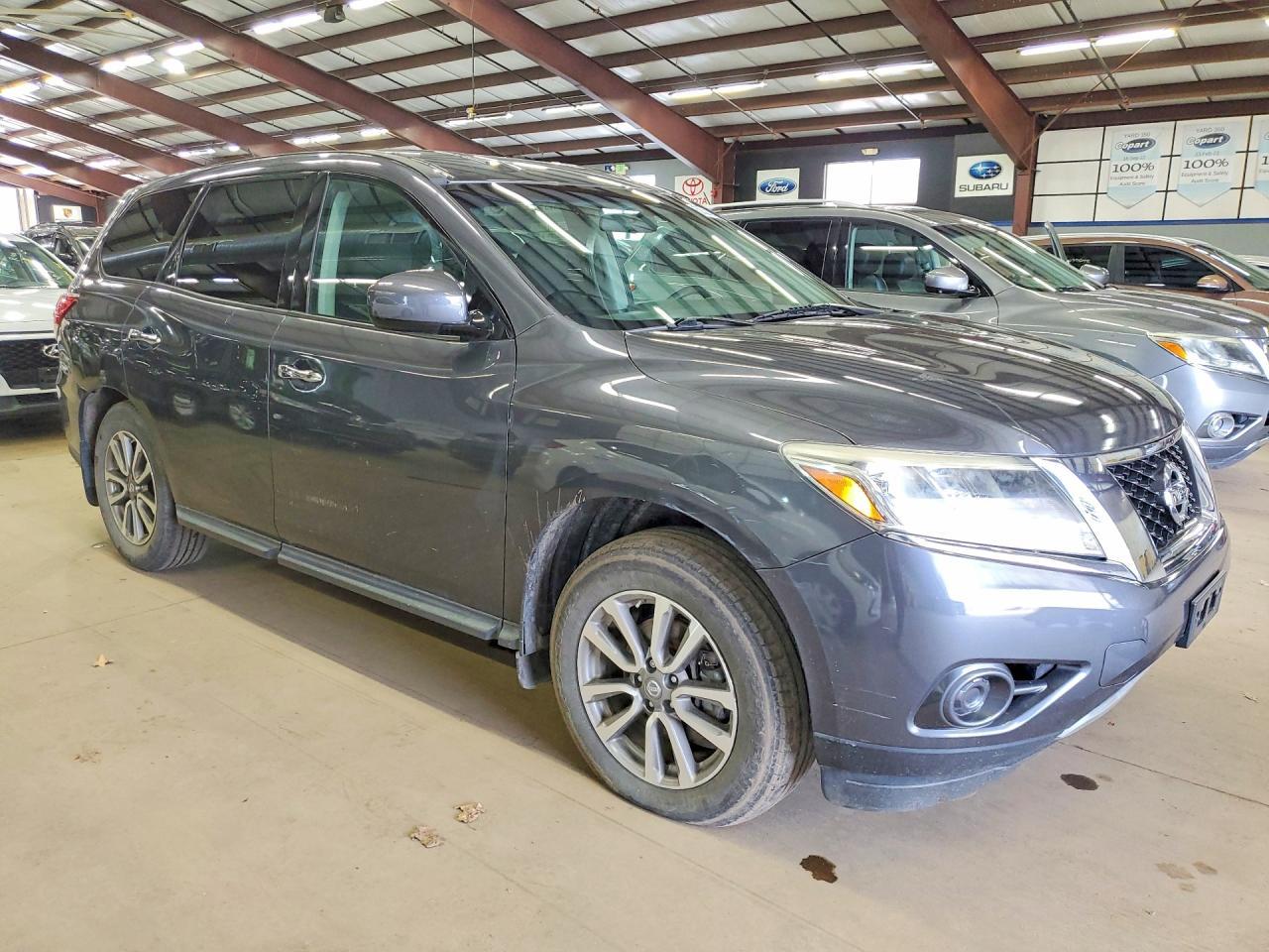 2014 Nissan Pathfinder s