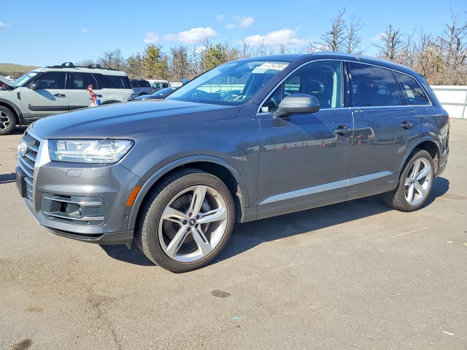 2019 Audi Q7 Prestige