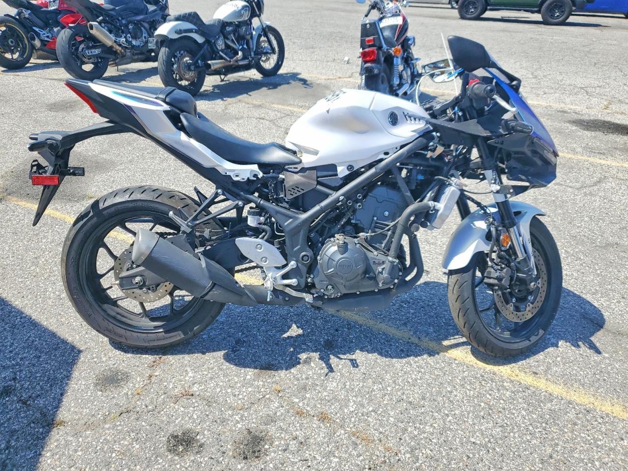 2025 Yamaha YFZ320 AC