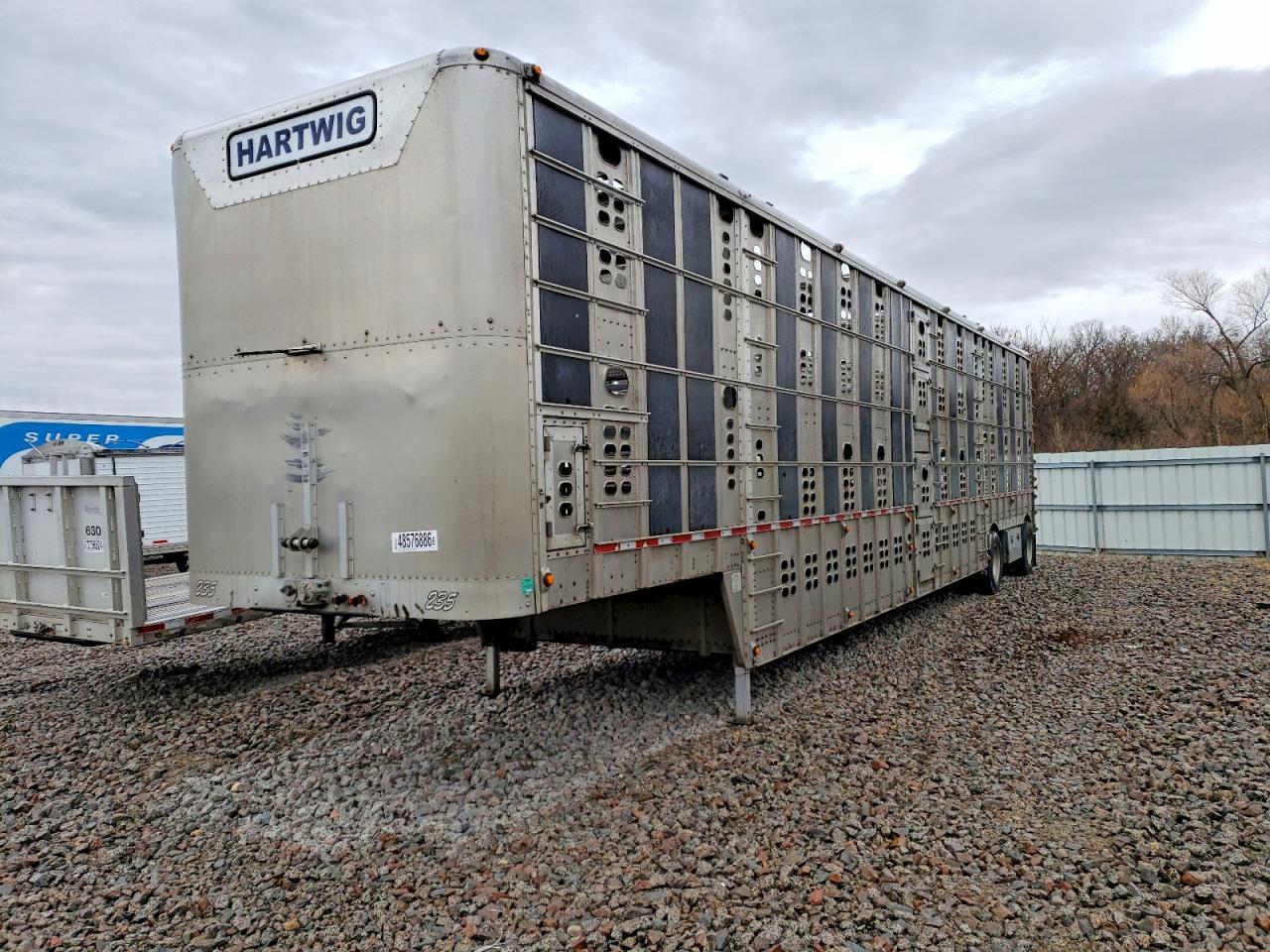 2017 Wilson 2017 Wilson PSDCL-402 Livestock Trailer