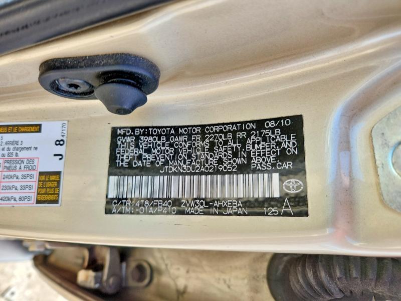 2010 Toyota Prius iii