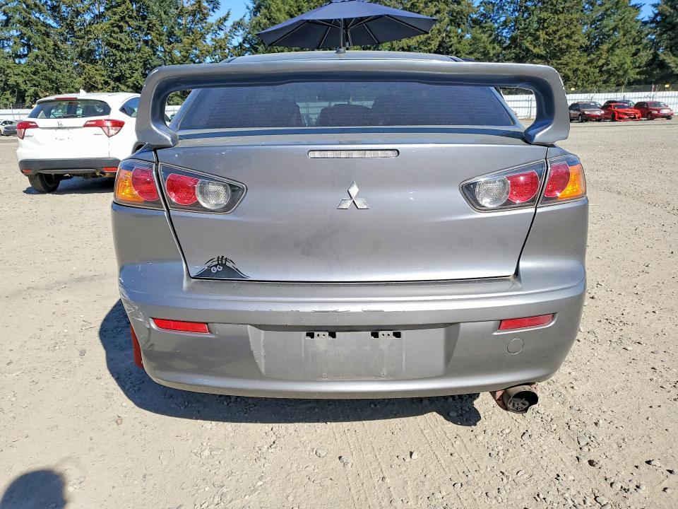 2014 Mitsubishi Lancer es