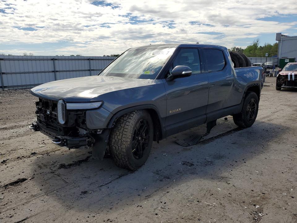 2022 Rivian R1T Adventure