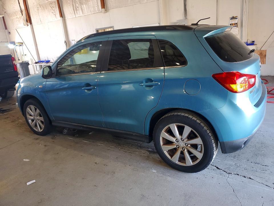 2013 Mitsubishi Outlander Sport se