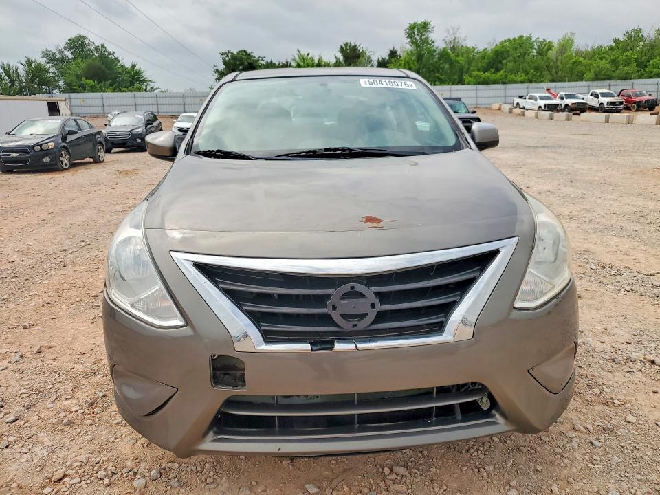2015 Nissan Versa 1.6 sv