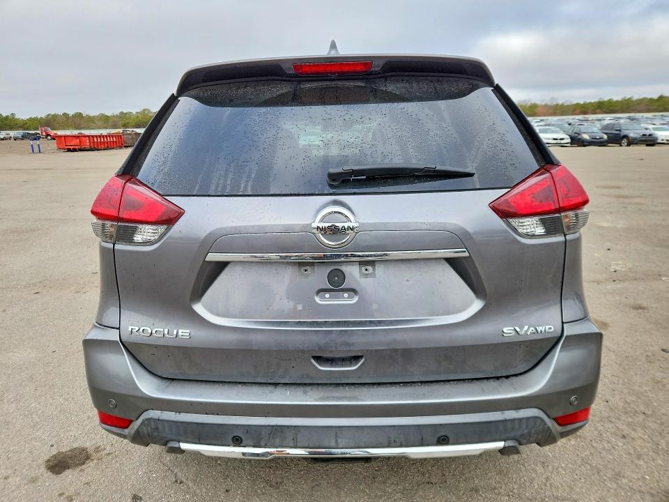 2019 Nissan Rogue sv