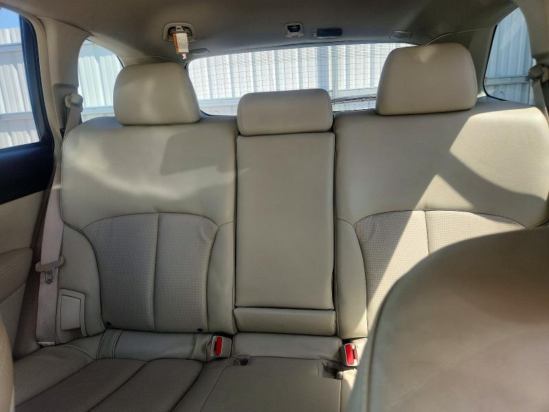 2010 Subaru Outback 2.5i Premium