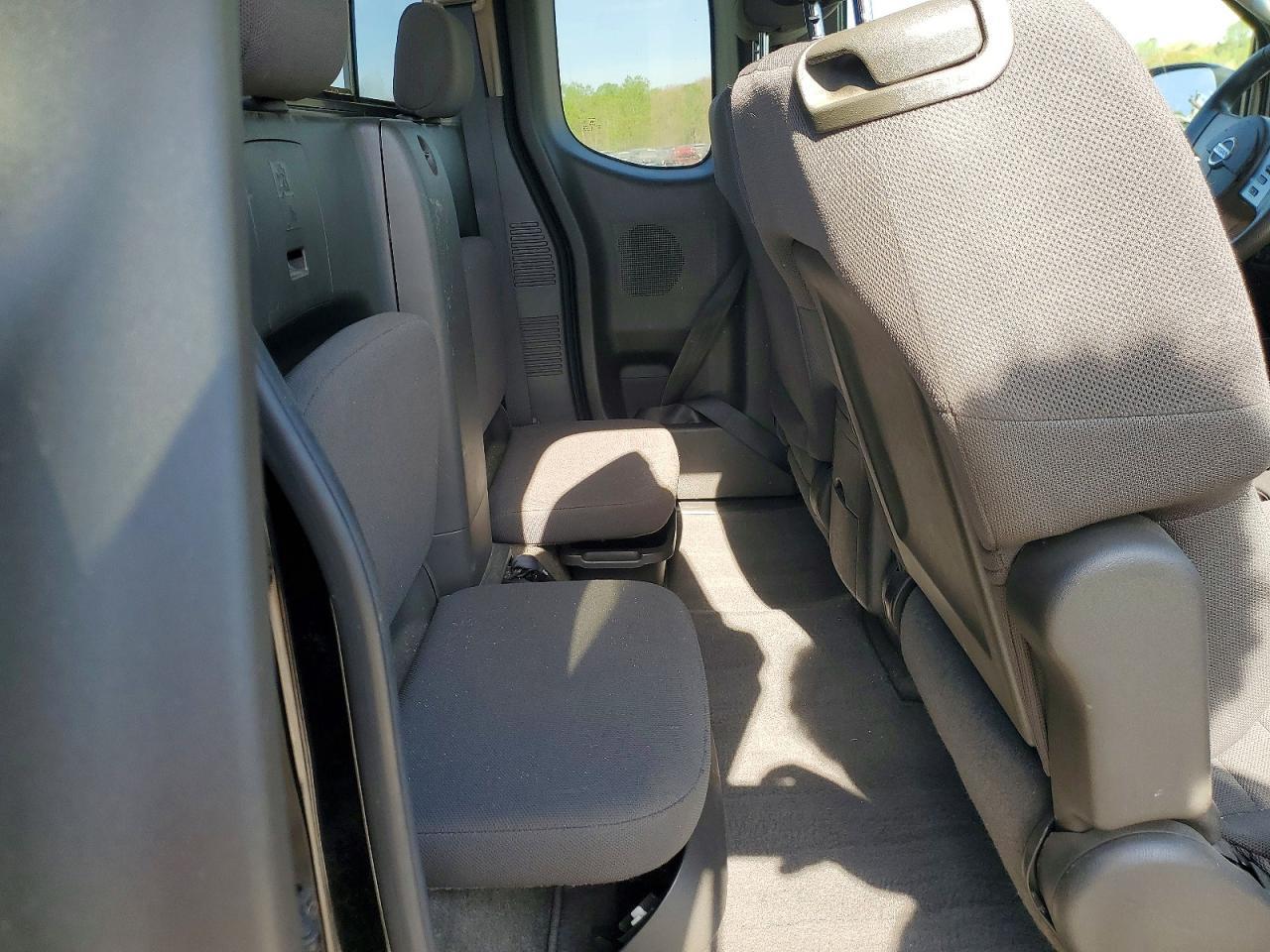 2009 Nissan Frontier XE