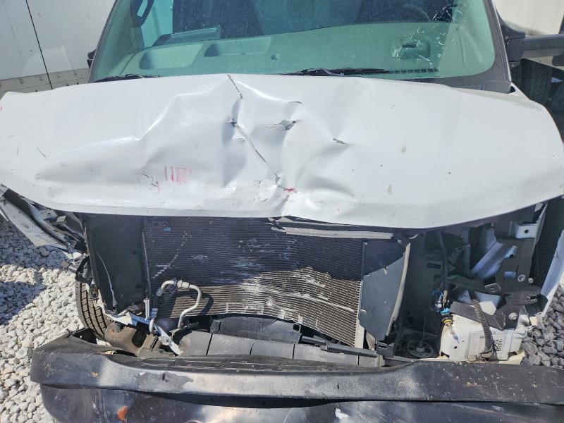 2021 GMC Savana BOX Truck