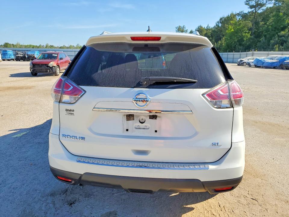 2015 Nissan Rogue sl