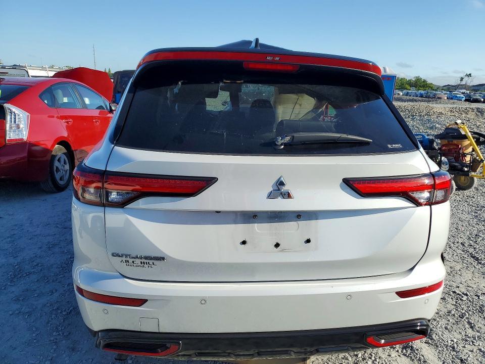 2023 Mitsubishi Outlander se