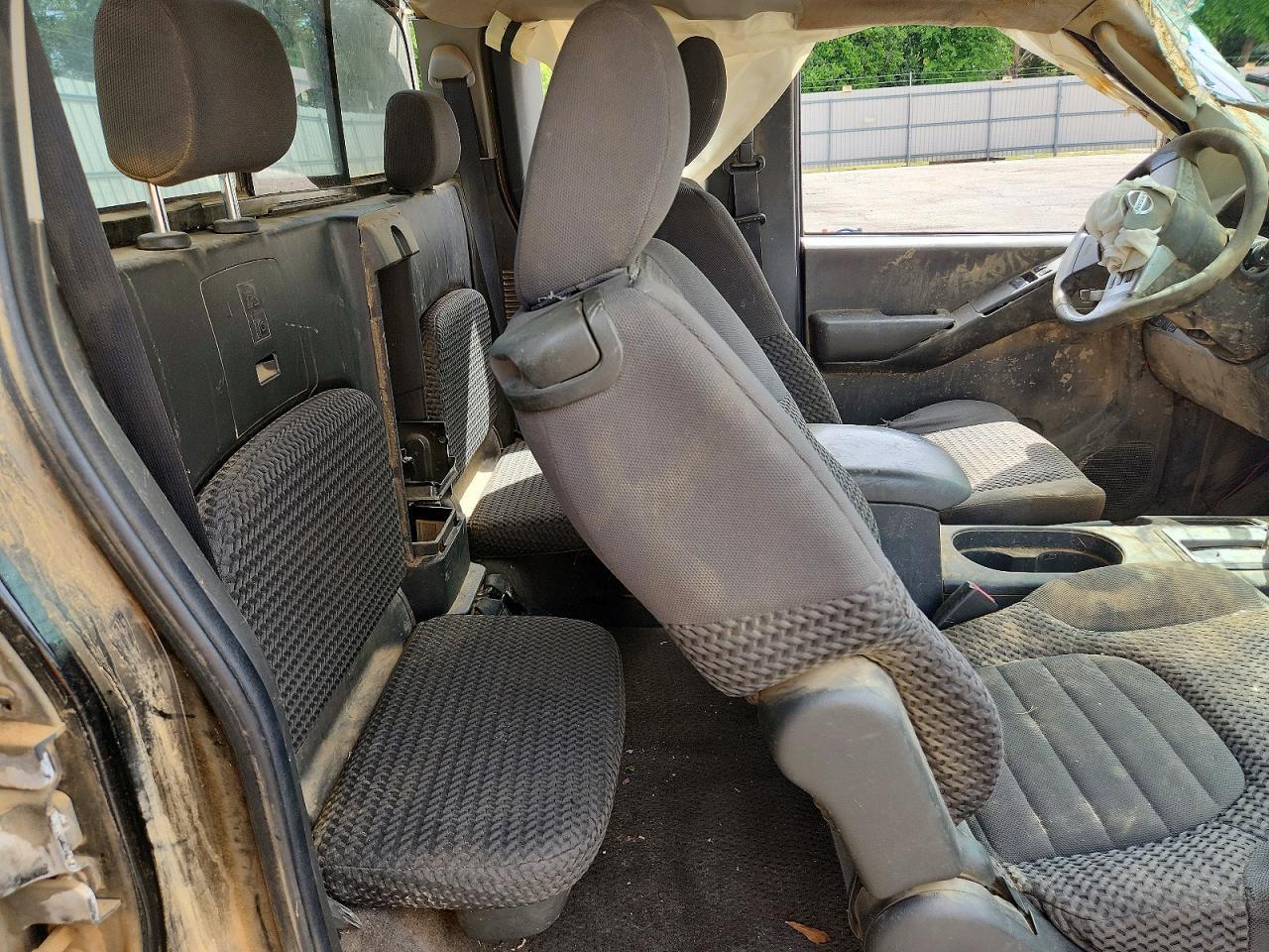 2010 Nissan Frontier SE V6