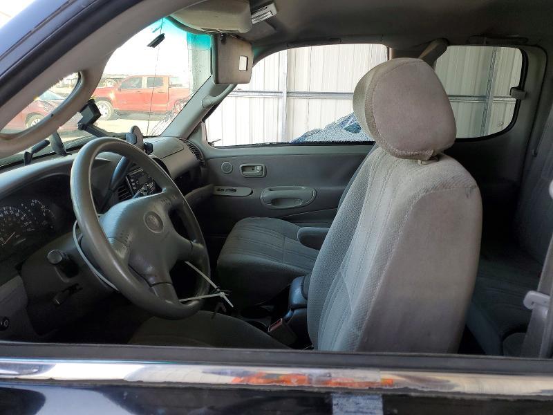 2002 Toyota Tundra SR5 V8