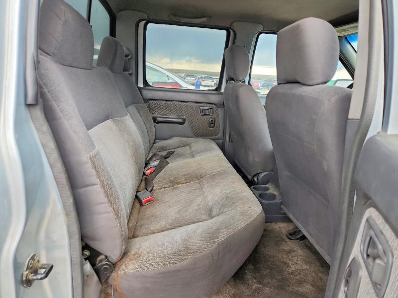 2000 Nissan Frontier xe