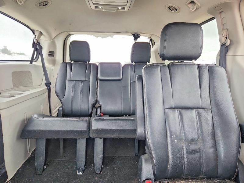 2015 Chrysler Town & Country Touring
