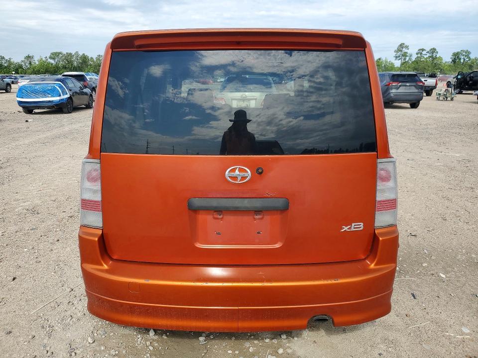 2004 Scion XB