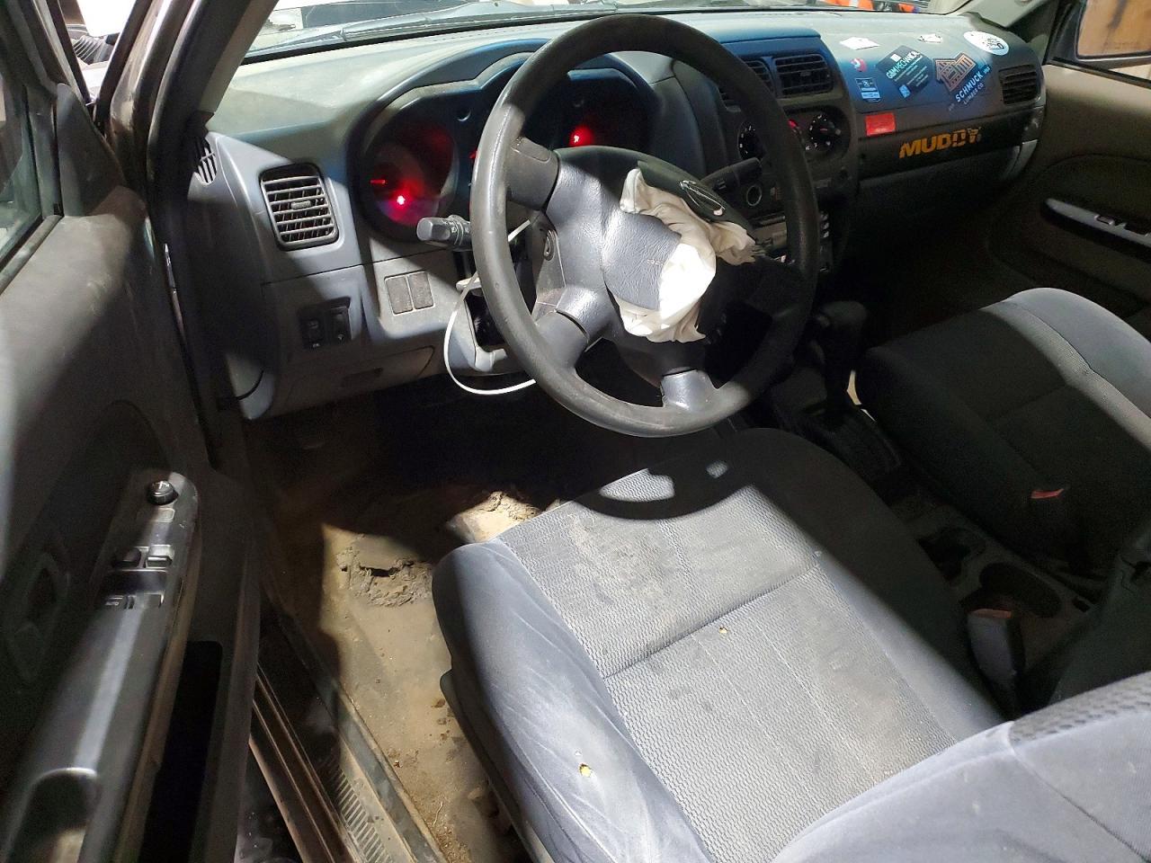 2004 Nissan Frontier XE-V6