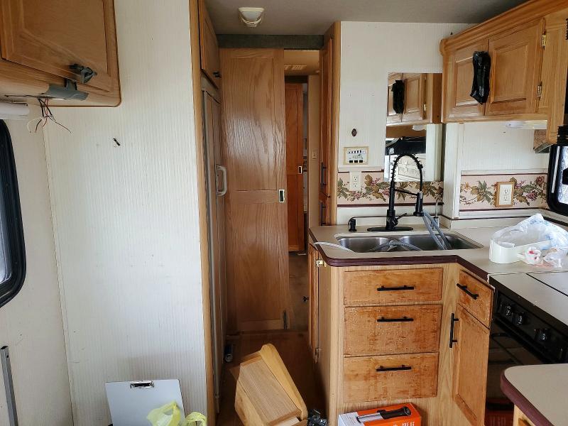 2000 Fleetwood Pace Arrow RV