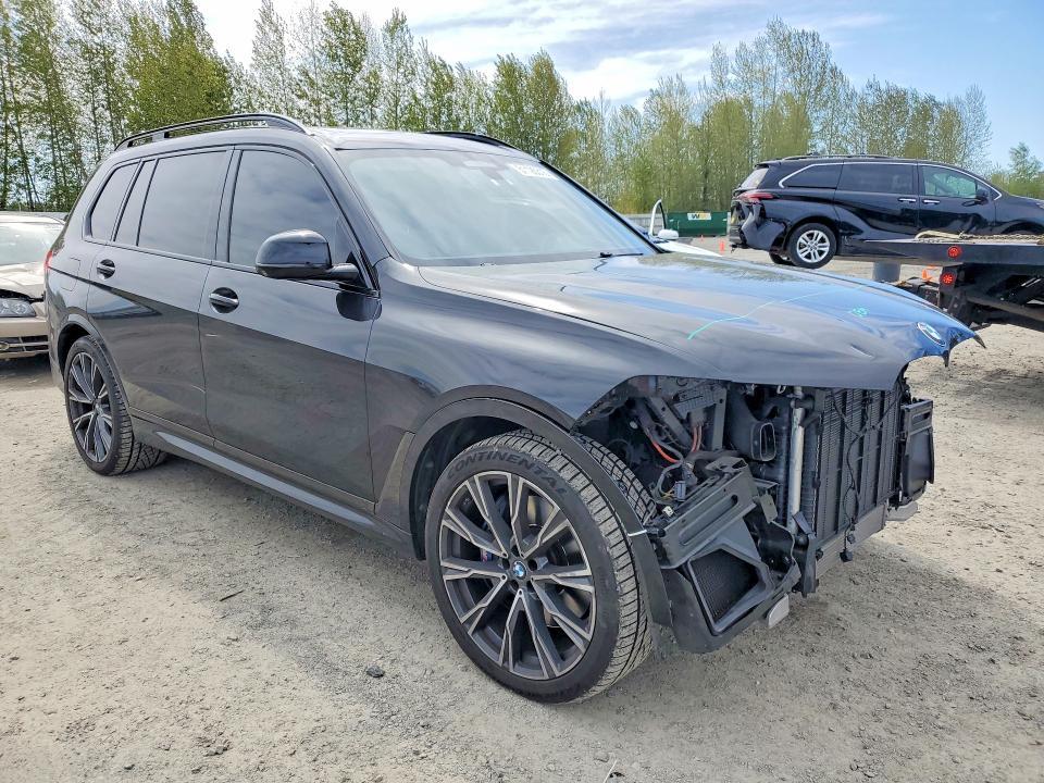 2020 BMW X7 M50i