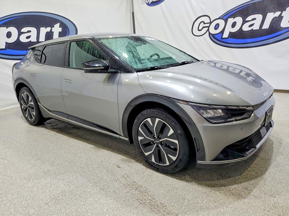 2023 KIA EV6 Wind