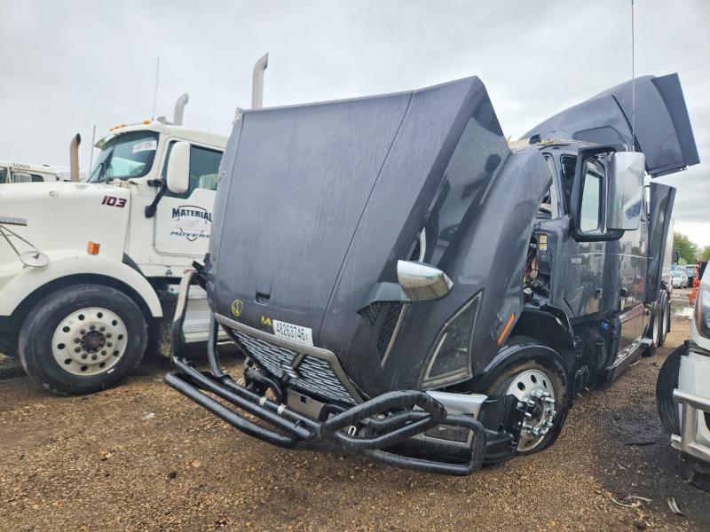 2023 Volv O VNL Semi Truck