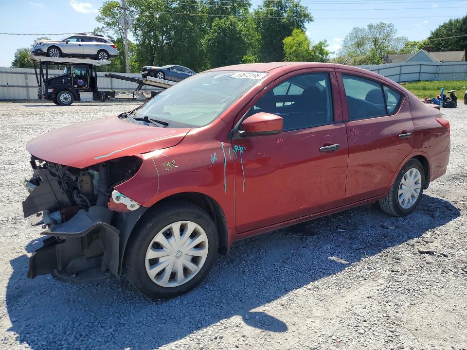 2018 Nissan Versa s Plus