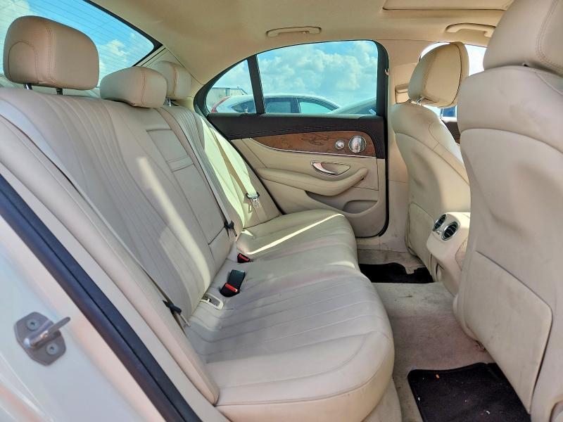2017 Mercedes-Benz E 300