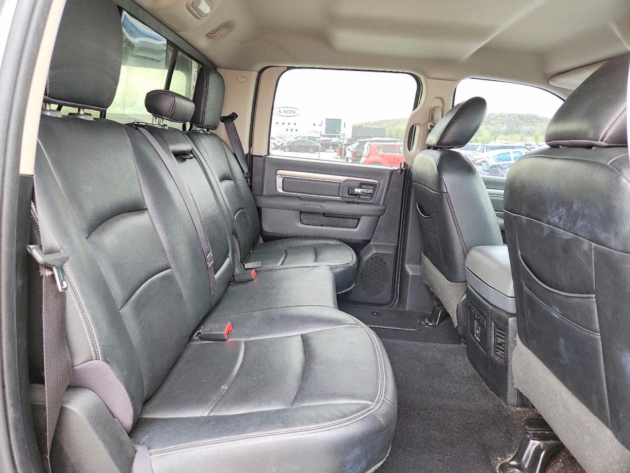 2015 Dodge RAM 1500 SLT