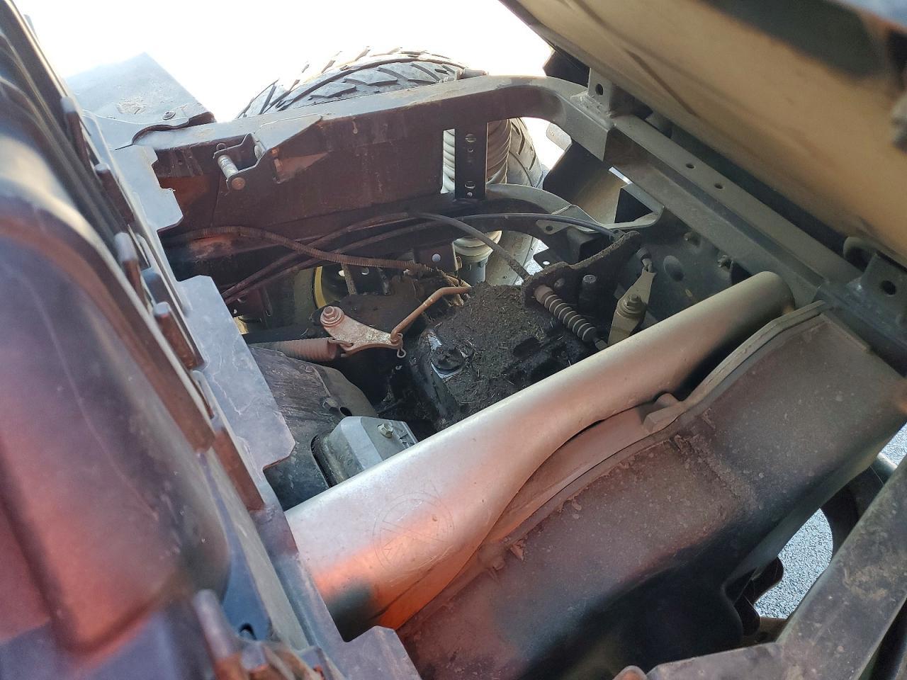 2013 John Deere XUV550 S4 Utility Vehicle