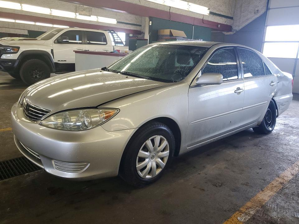 2006 Toyota Camry le