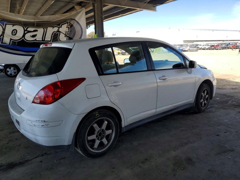 2007 Nissan Versa 1.8 s