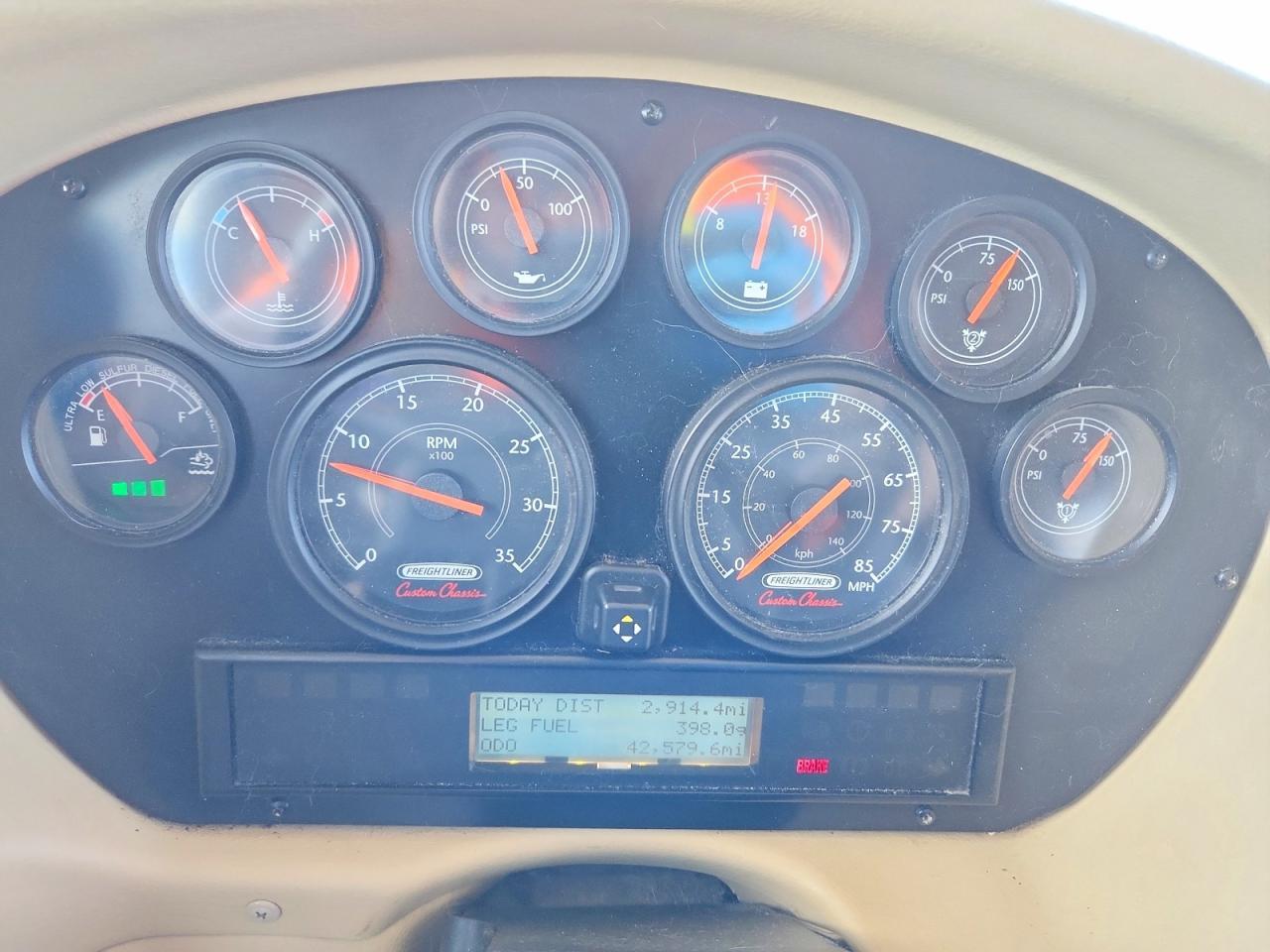 2011 Tiffin Motorhomes Inc 2011 Freightliner Phaeton RV