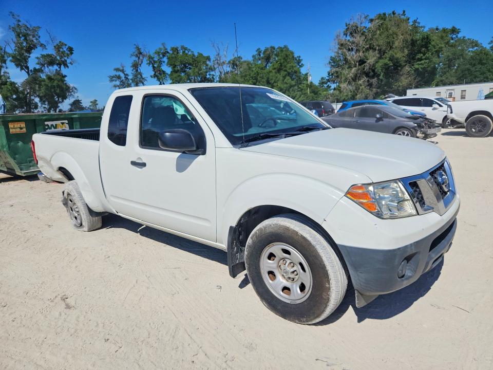 2015 Nissan Frontier S