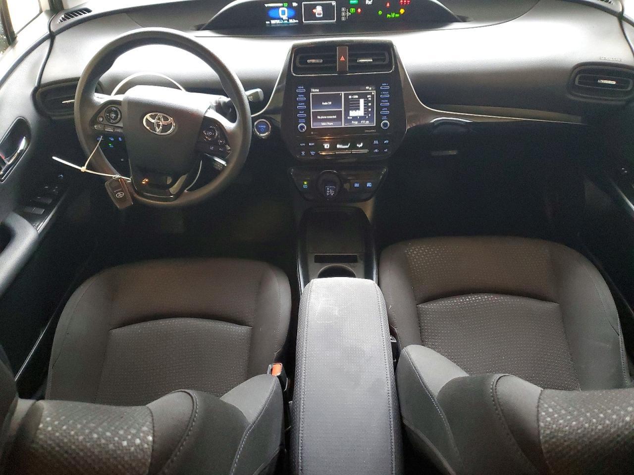 2022 Toyota Prius le