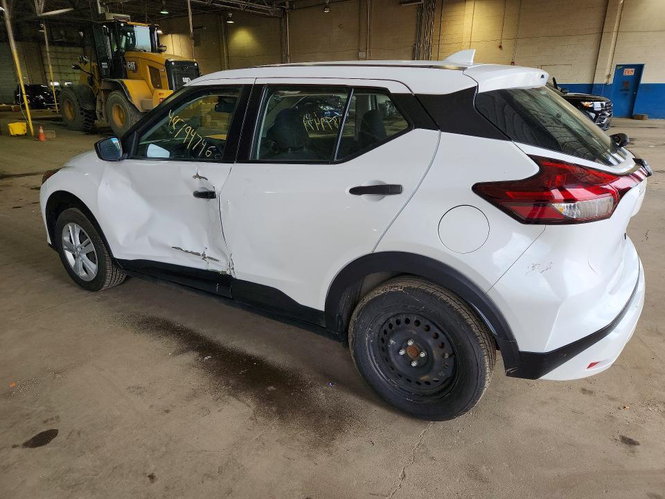 2021 Nissan Kicks s