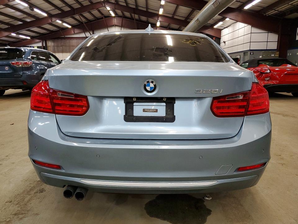 2013 BMW 328 i