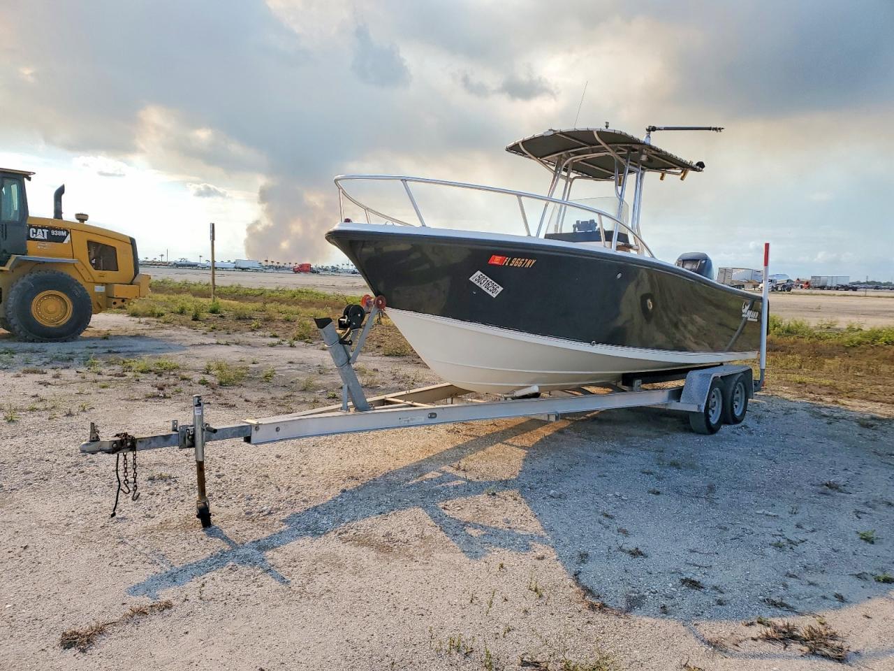 2009 Mako Boat-Boat