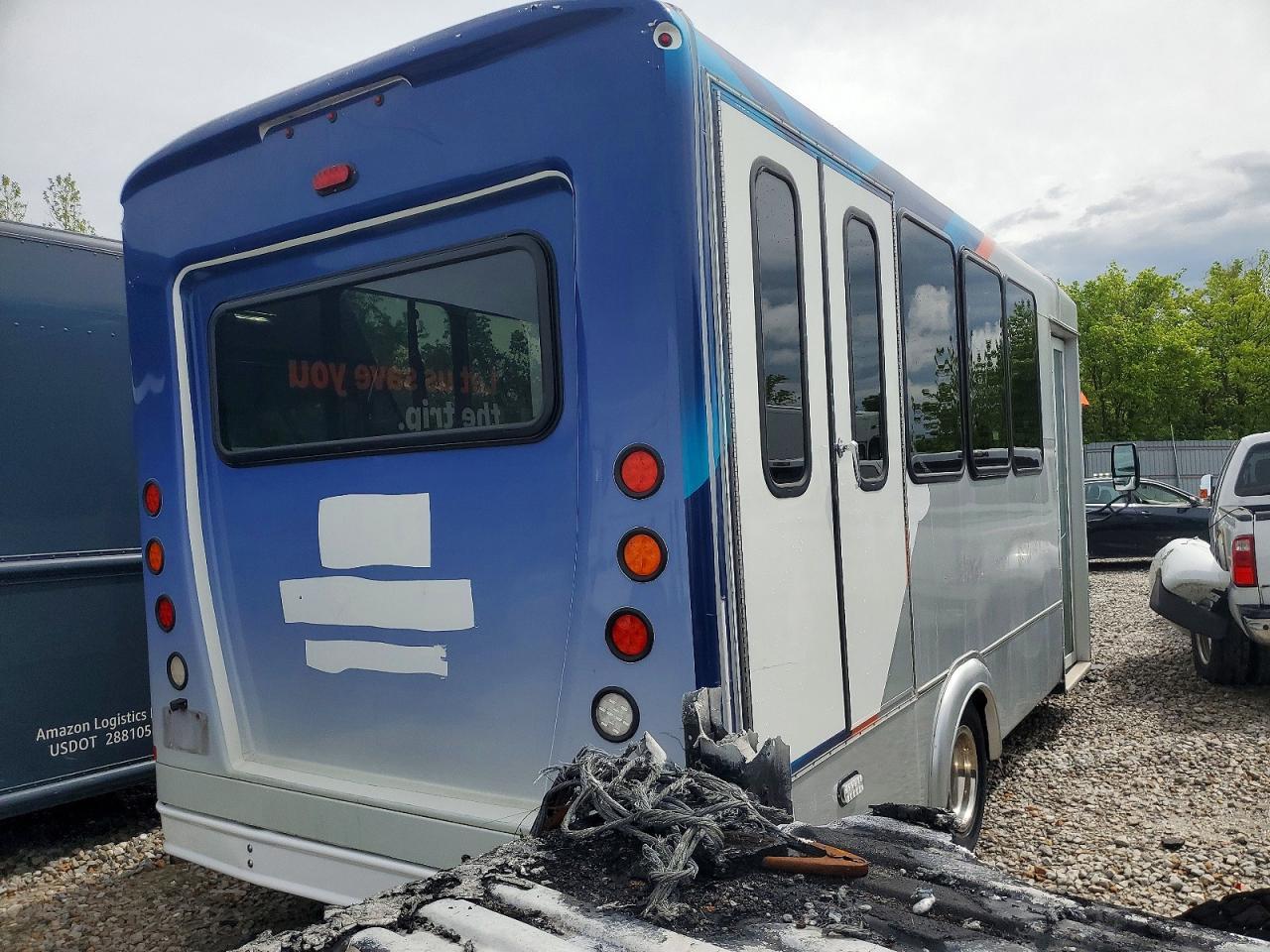 2019 Ford E350 Shuttle Bus