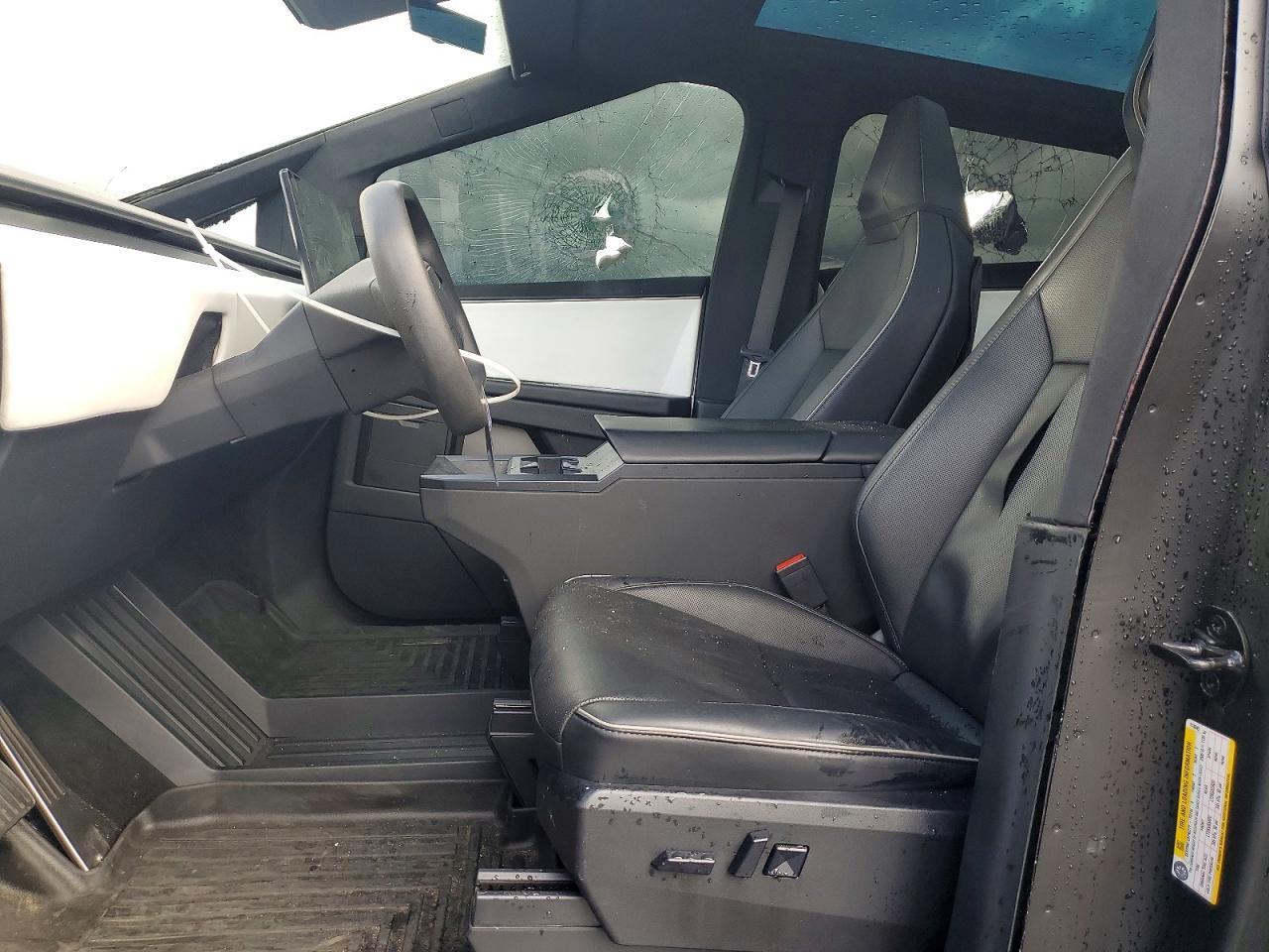 2024 Tesla Cybertruck