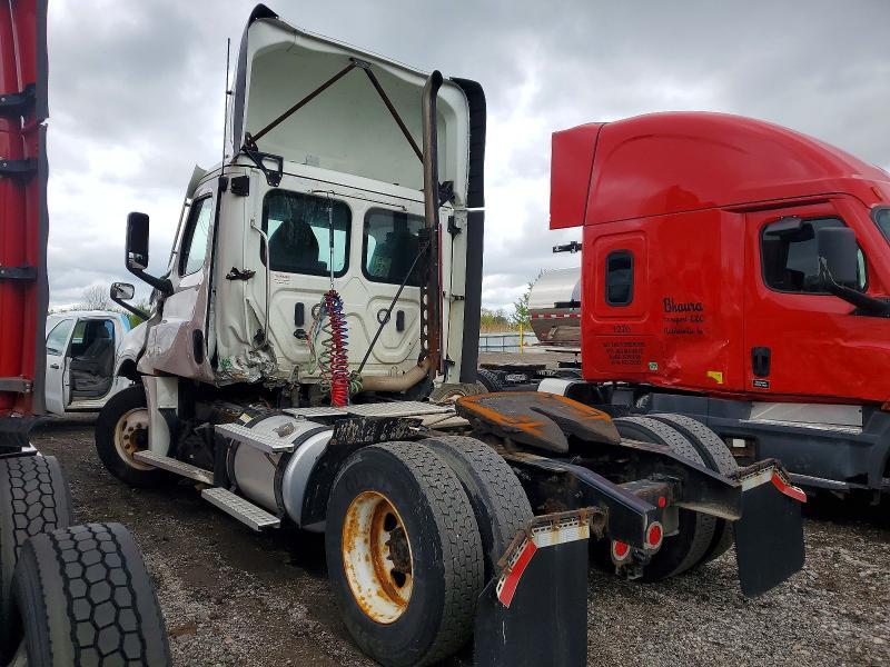 2021 Freigliner 2021 Freightliner Cascadia 126 Semi Truck