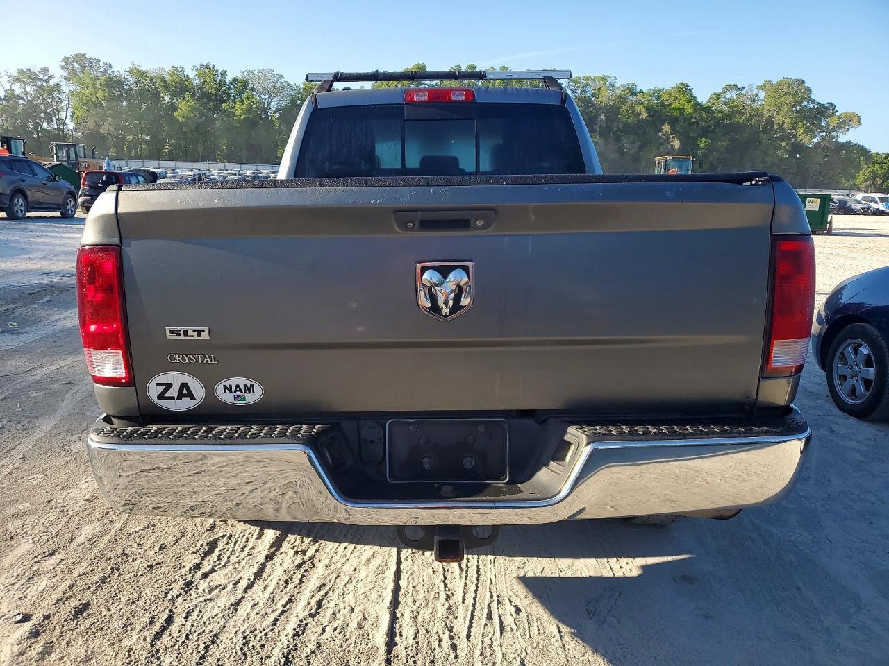 2013 Dodge RAM 1500 SLT